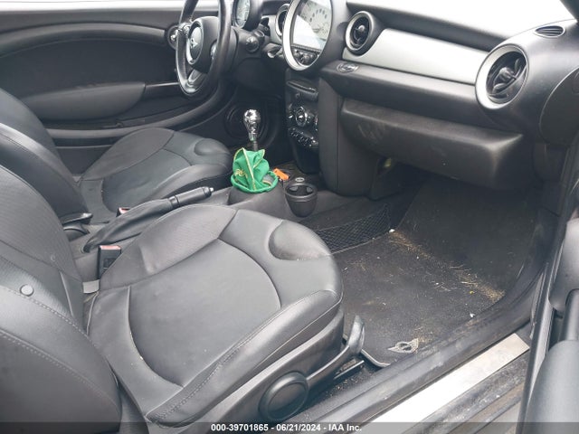 2012 MINI COOPER WMWSX1C52CT300396 Photo 4