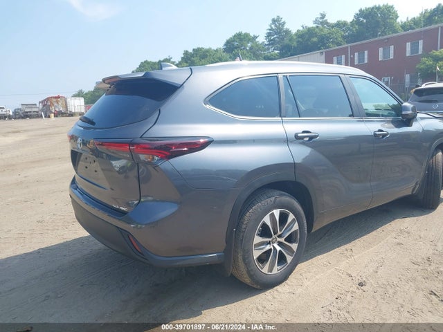 Toyota Highlander Xle 2024 5TDKDRBH8RS531526 Image 8
