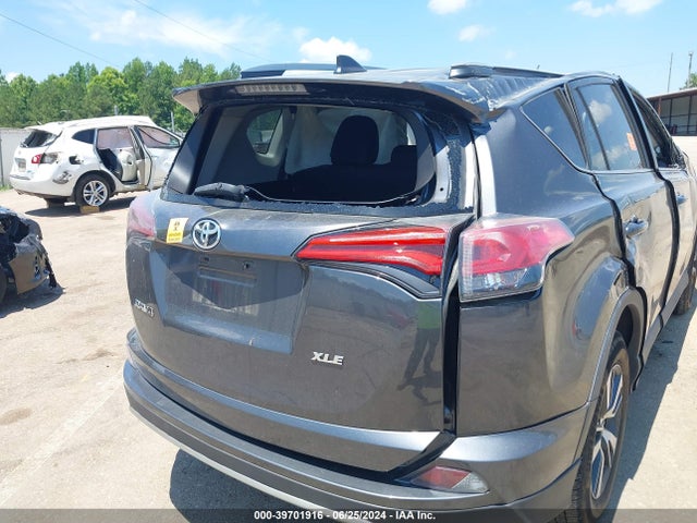 Toyota Rav4 Xle 2018 2T3WFREV4JW416650 Image 13