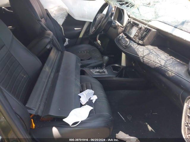 Toyota Rav4 Xle 2018 2T3WFREV4JW416650 Image 5
