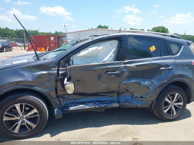 Toyota Rav4 Xle 2018 2T3WFREV4JW416650 Image 6