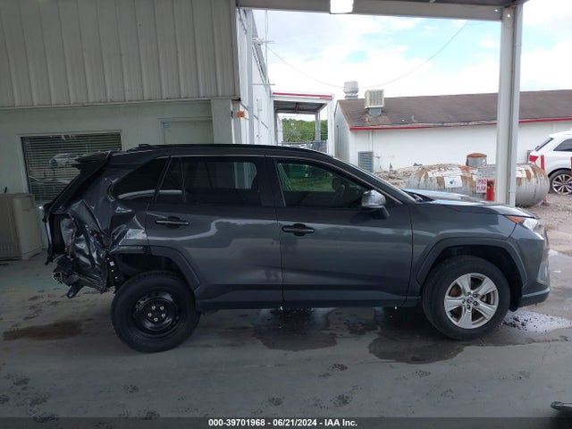 Toyota Rav4 Xle 2019 JTMW1RFV3KD038624 Image 14