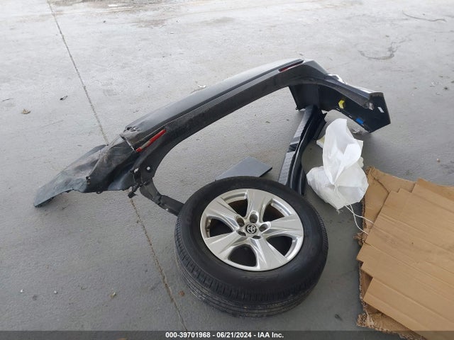 Toyota Rav4 Xle 2019 JTMW1RFV3KD038624 Image 12