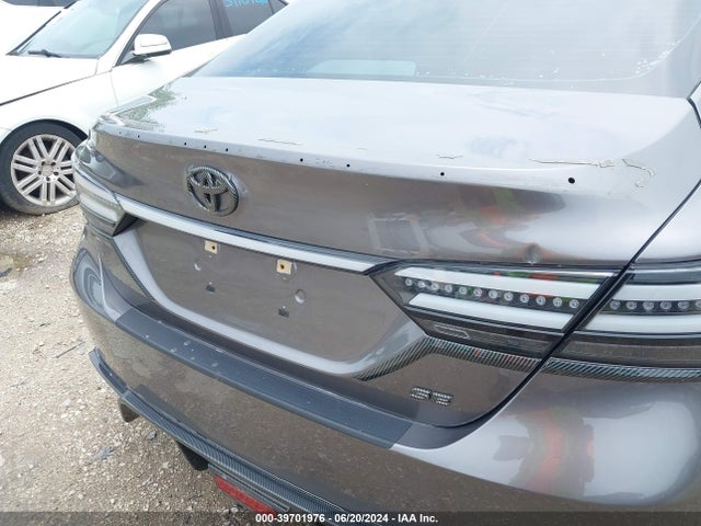 Toyota CAMRY SE 2018 4T1B11HK8JU048322 Image 19