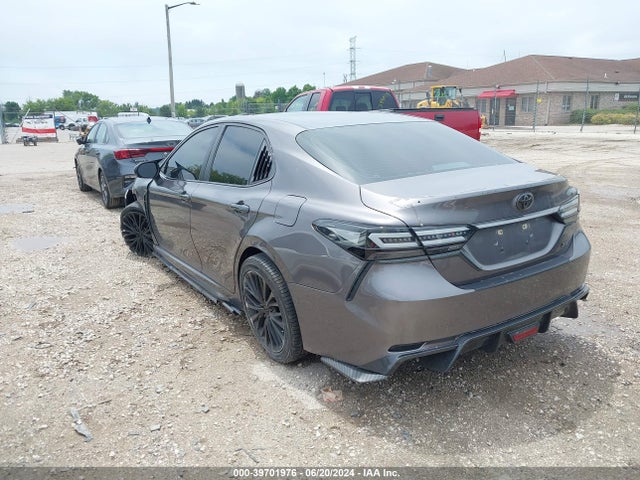Toyota CAMRY SE 2018 4T1B11HK8JU048322 Image 3