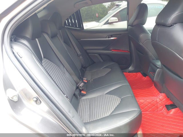 Toyota CAMRY SE 2018 4T1B11HK8JU048322 Image 8