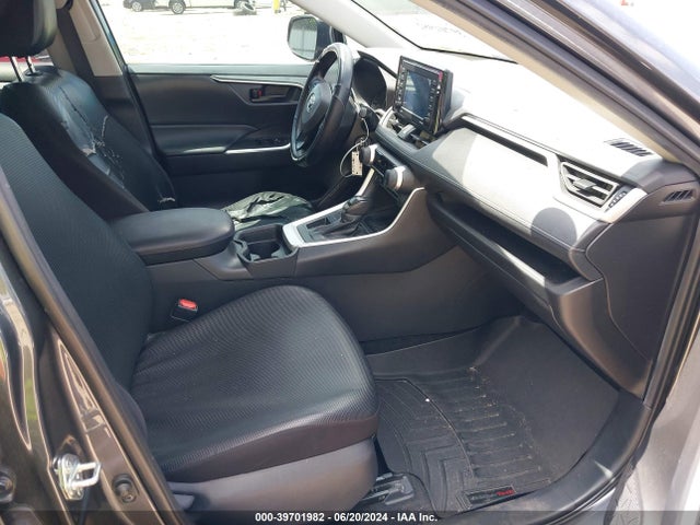 Toyota RAV4 LE 2021 2T3H1RFV7MC154215 Image 5