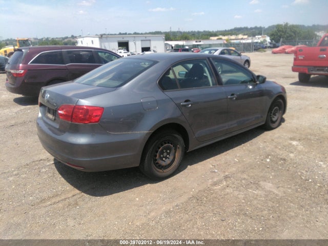 3VW2K7AJ6EM309430 Volkswagen Jetta 2.0l S