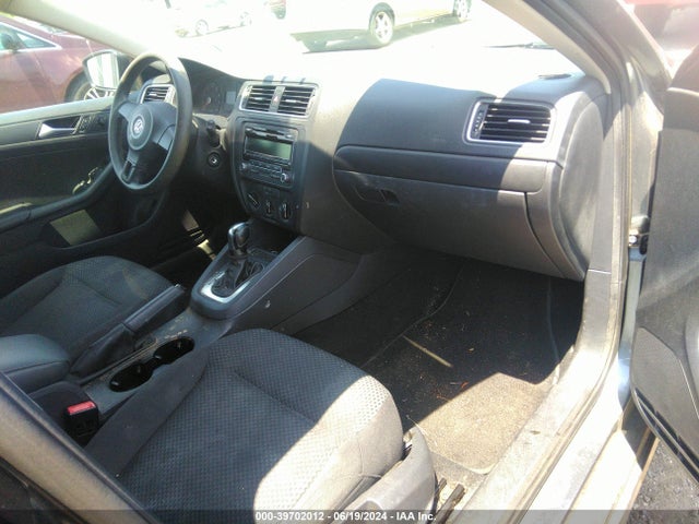 3VW2K7AJ6EM309430 Volkswagen Jetta 2.0l S
