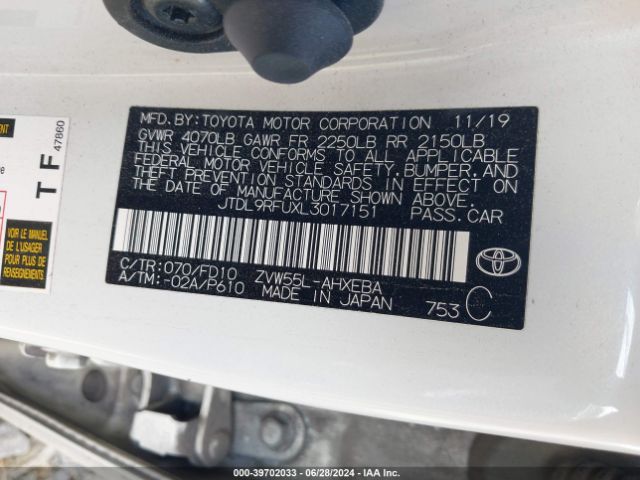 JTDL9RFUXL3017151 Toyota Prius Le Awd-e