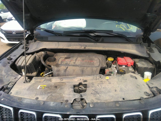 3C4NJDCB3KT826581 Jeep Compass Limited 4x4