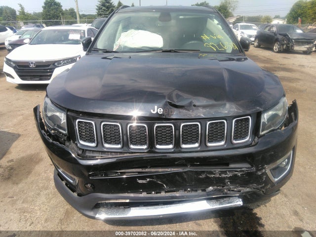 3C4NJDCB3KT826581 Jeep Compass Limited 4x4