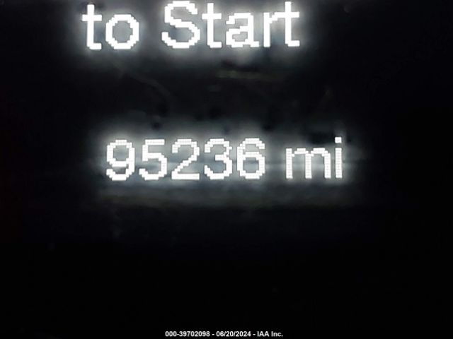 1C3CCCAB7GN126590 Chrysler 200 Limited