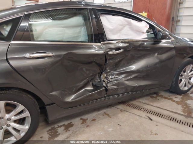 1C3CCCAB7GN126590 Chrysler 200 Limited