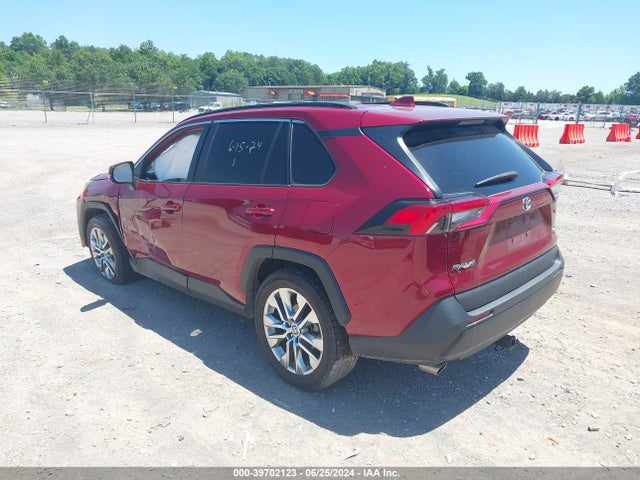 Toyota Rav4 Xle Premium 2021 2T3C1RFV0MW145624 Image 3