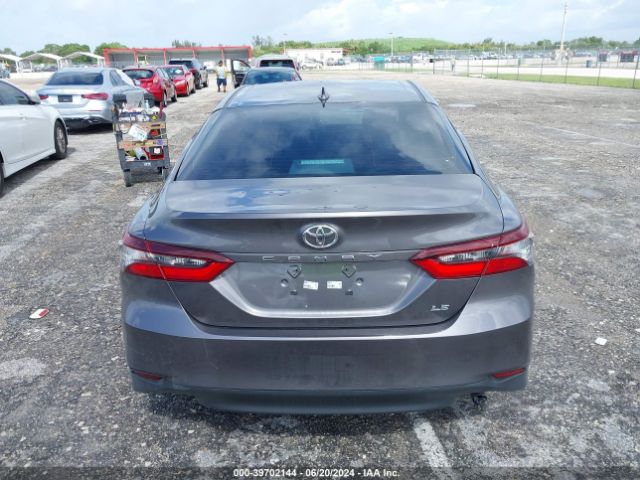 4T1R11AK3RU914366 Toyota CAMRY LE