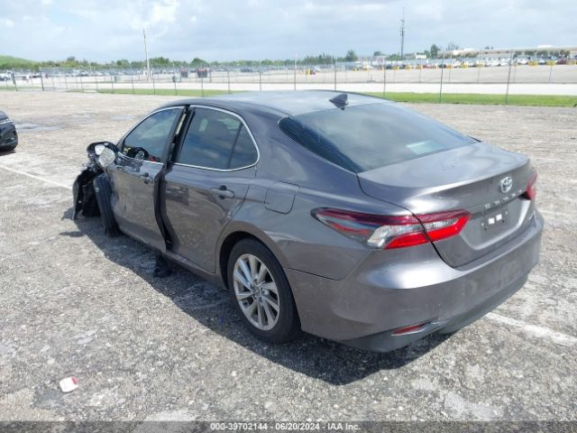 4T1R11AK3RU914366 Toyota CAMRY LE