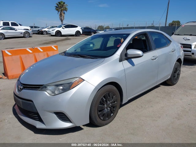 Toyota COROLLA L 2015 5YFBURHE9FP331742 Image 2