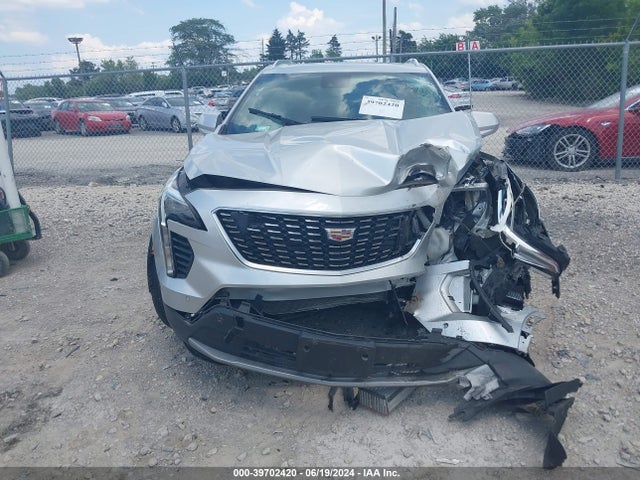 1GYFZCR41LF019790 Cadillac Xt4 Fwd Premium Luxury