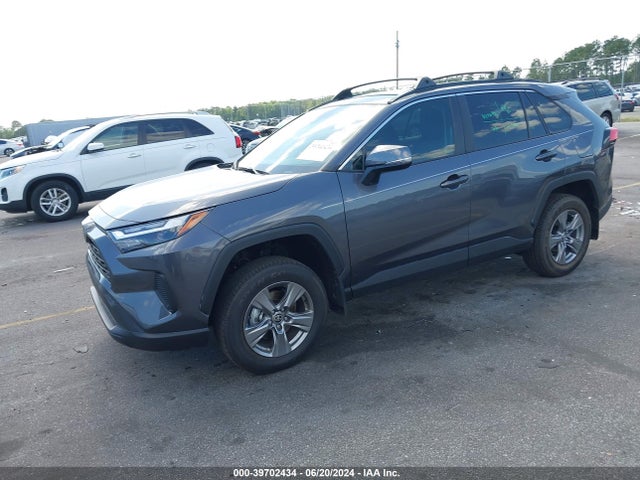 Toyota Rav4 Xle 2024 2T3W1RFV3RC271160 Image 2
