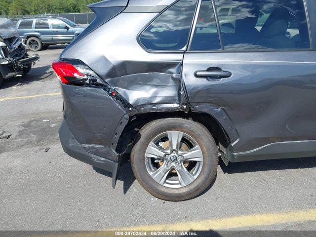 Toyota Rav4 Xle 2024 2T3W1RFV3RC271160 Image 6
