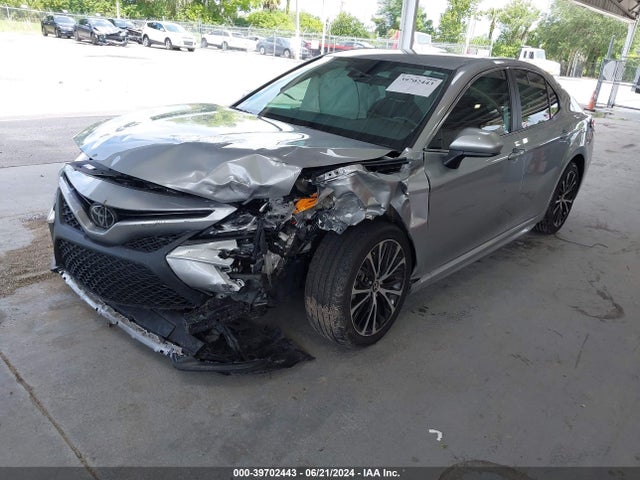 Toyota CAMRY SE 2020 4T1G11AK0LU969839 Image 2