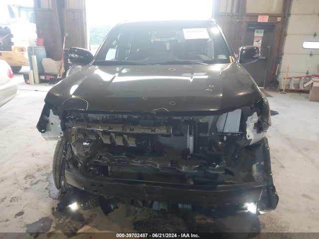 Lexus 460 Premium 2023 JTJAM7BX6P5384940 Image 13