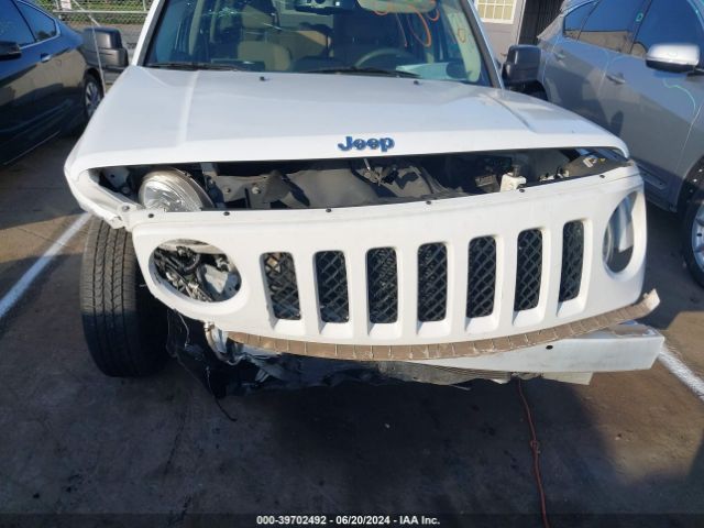 1C4NJPBB2HD209092 Jeep Patriot Sport Fwd