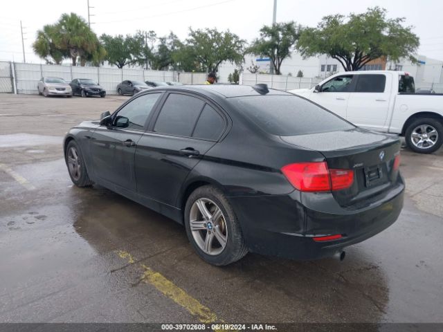 WBA3C3G50ENR25893 BMW 320i Xdrive