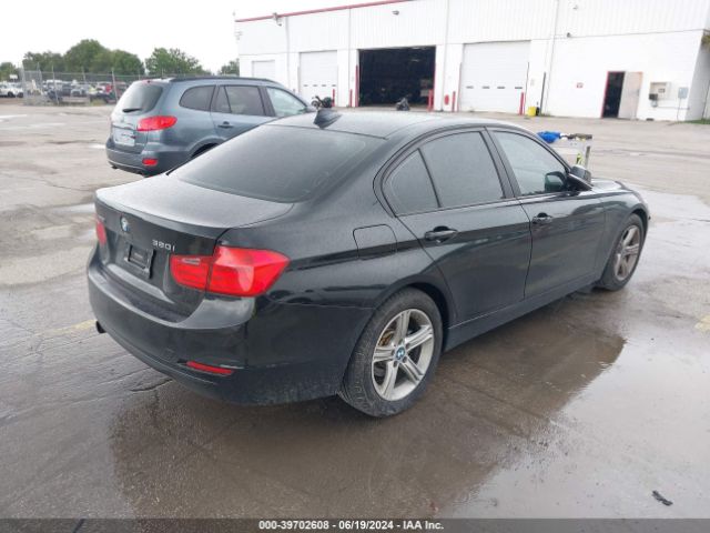WBA3C3G50ENR25893 BMW 320i Xdrive