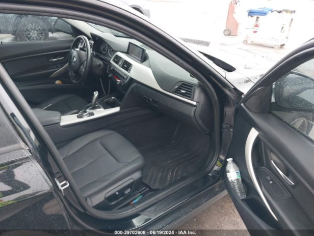 WBA3C3G50ENR25893 BMW 320i Xdrive
