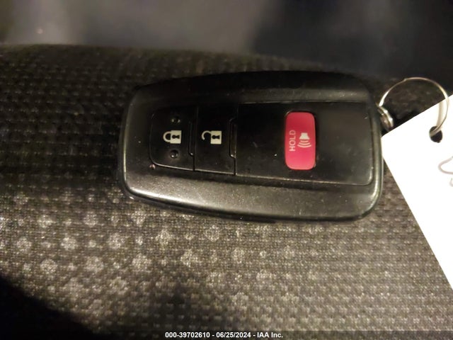 Toyota Prius Le 2021 JTDKAMFUXM3137989 Image 11