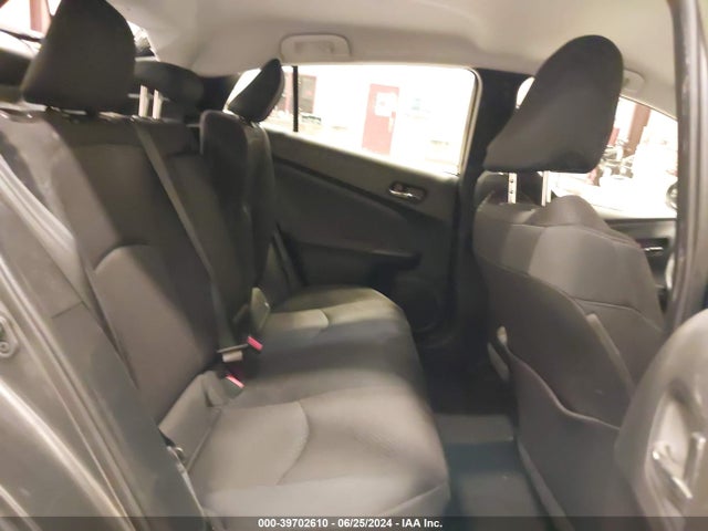 Toyota Prius Le 2021 JTDKAMFUXM3137989 Image 8