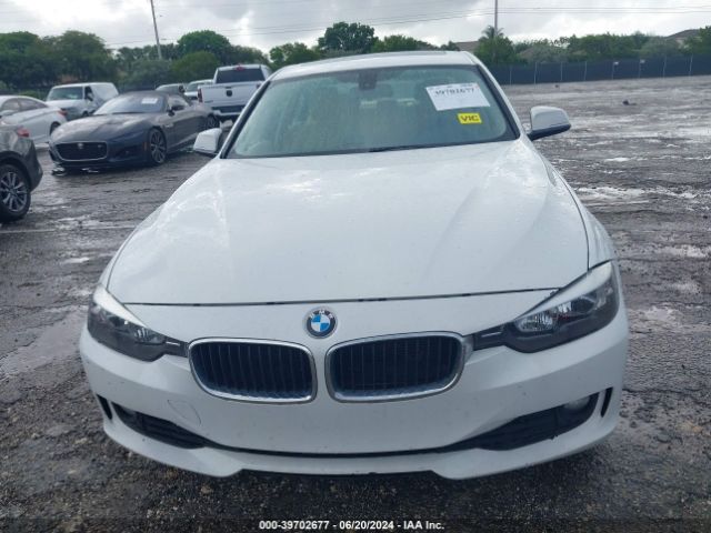 WBA3B1C52EK131895 BMW 320i