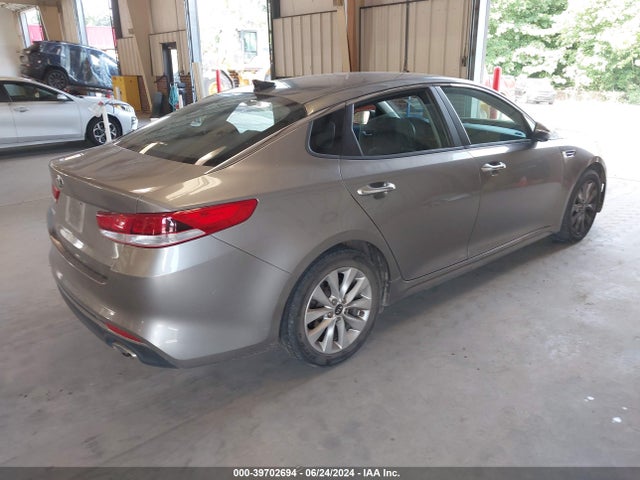 KIA Optima Lx 2016 5XXGT4L35GG076051 Image 4