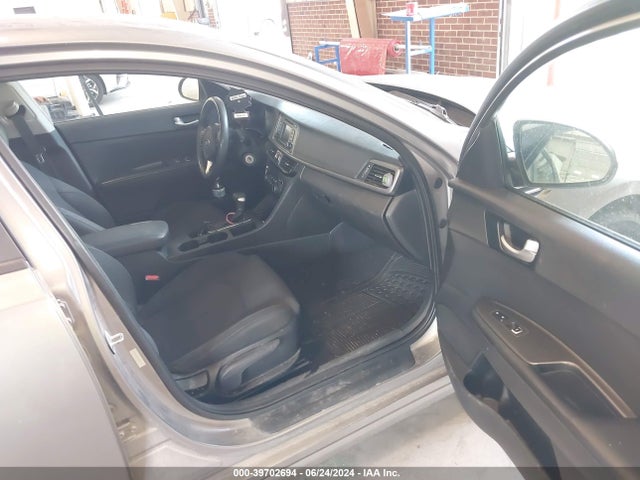 KIA Optima Lx 2016 5XXGT4L35GG076051 Image 5