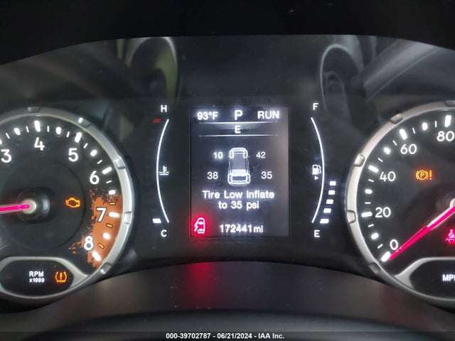 ZACCJABB5HPG05328 Jeep Renegade Altitude Fwd