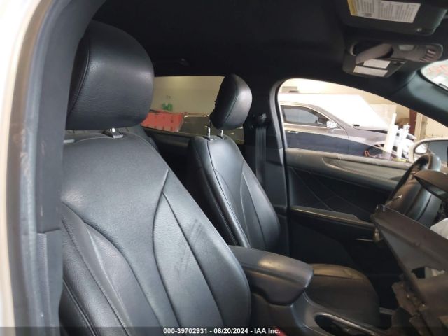 5LMCJ1A90FUJ40783 Lincoln MKC