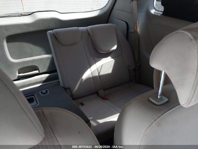 KIA SEDONA LX 2016 KNDMB5C16G6098407 Image 11