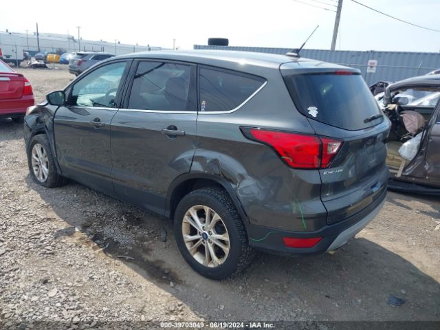 1FMCU9GD2KUA60299 Ford ESCAPE SE