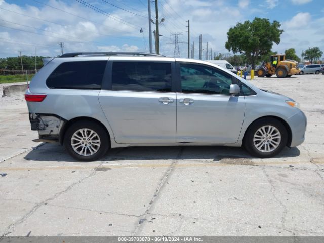 5TDYK3DC7FS684585 Toyota Sienna Xle Premium 8 Passenger