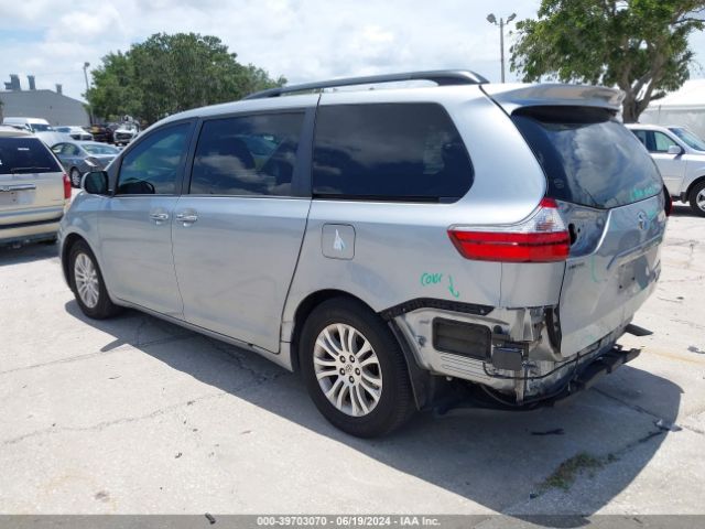 5TDYK3DC7FS684585 Toyota Sienna Xle Premium 8 Passenger