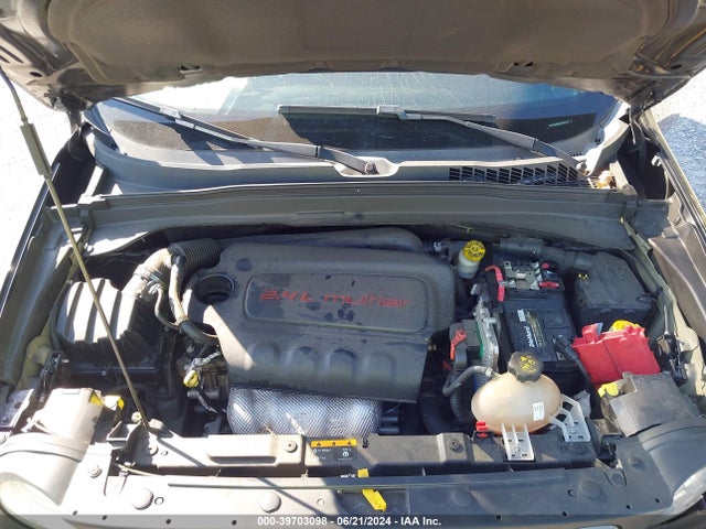 ZACCJABB2JPH17252 Jeep Renegade Latitude Fwd