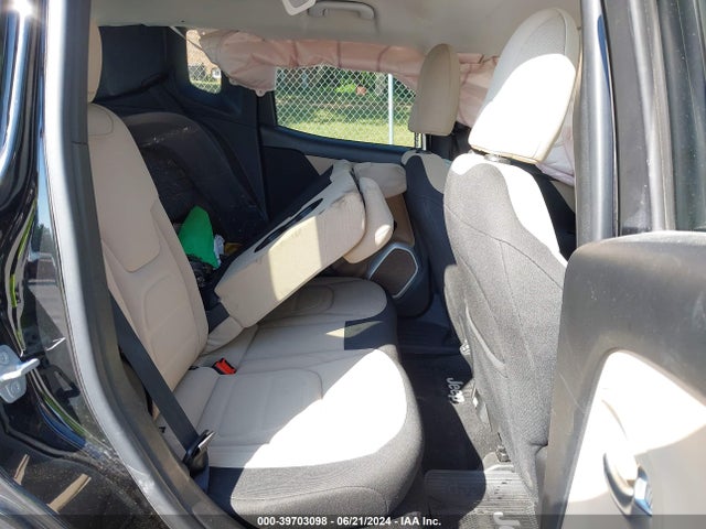 ZACCJABB2JPH17252 Jeep Renegade Latitude Fwd