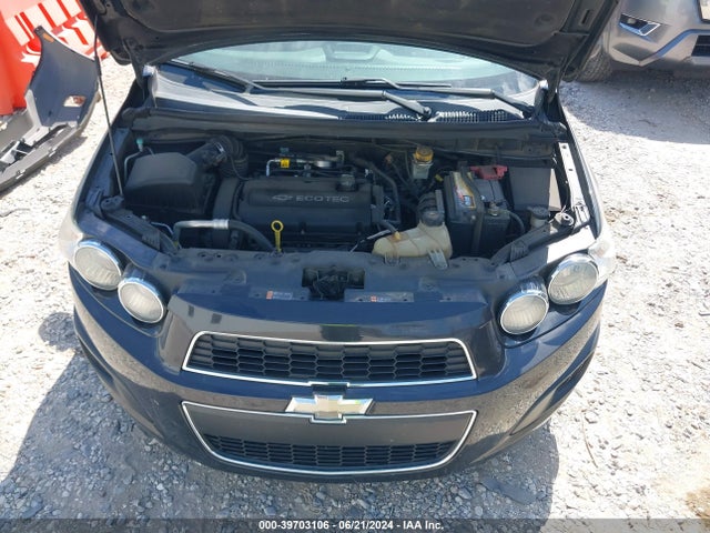 Chevrolet Sonic Ls Auto 2015 1G1JA5SH1F4150761 Image 10