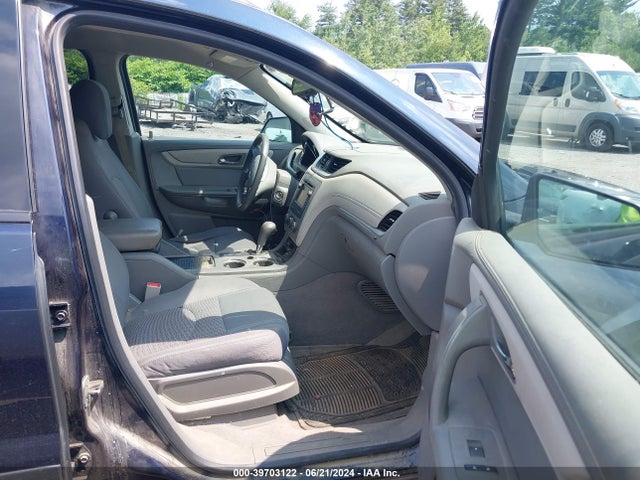Chevrolet Traverse Ls 2015 1GNKVFED9FJ381902 Image 5