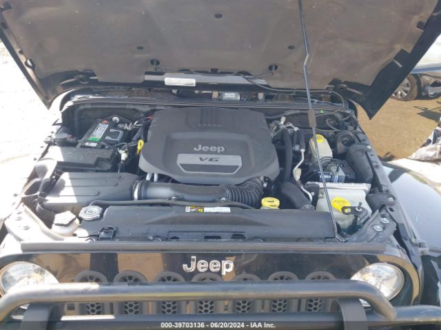 1C4HJWEG5FL770193 Jeep Wrangler Unlimited Sahara