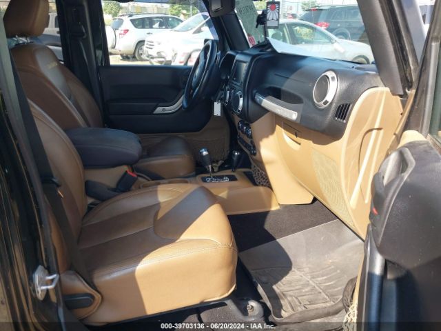 1C4HJWEG5FL770193 Jeep Wrangler Unlimited Sahara