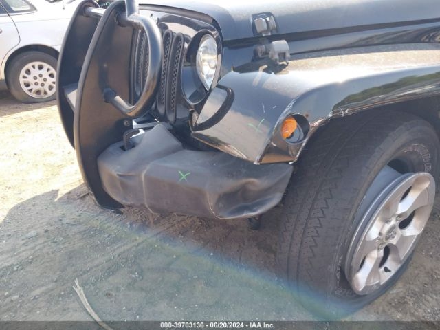 1C4HJWEG5FL770193 Jeep Wrangler Unlimited Sahara
