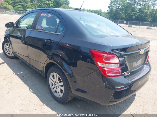 Chevrolet Sonic Ls Auto 2017 1G1JB5SG5H4142220 Image 3